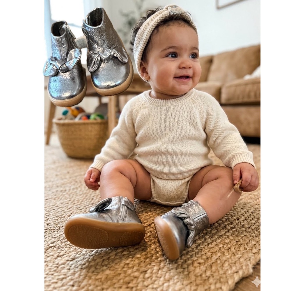 Camper Peu Cami‎ Baby Boots Metallic Silver Leather Bow Zip EU 21 US 5.5 Toddler